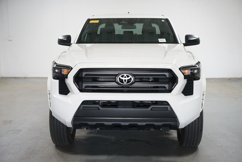 Certified 2024 Toyota Tacoma SR AWD/4WD image 2