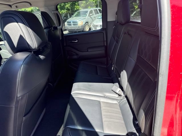Used 2022 Nissan Frontier SV w/ SV Premium Package AWD/4WD image 14