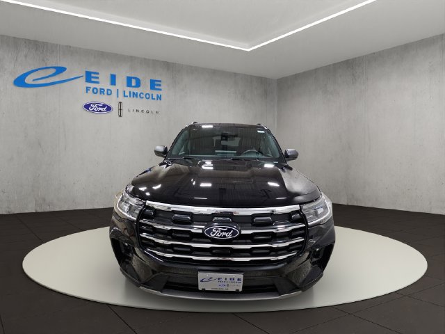 New 2027 Ford Explorer Active w/ Active Comfort Package AWD/4WD image 3