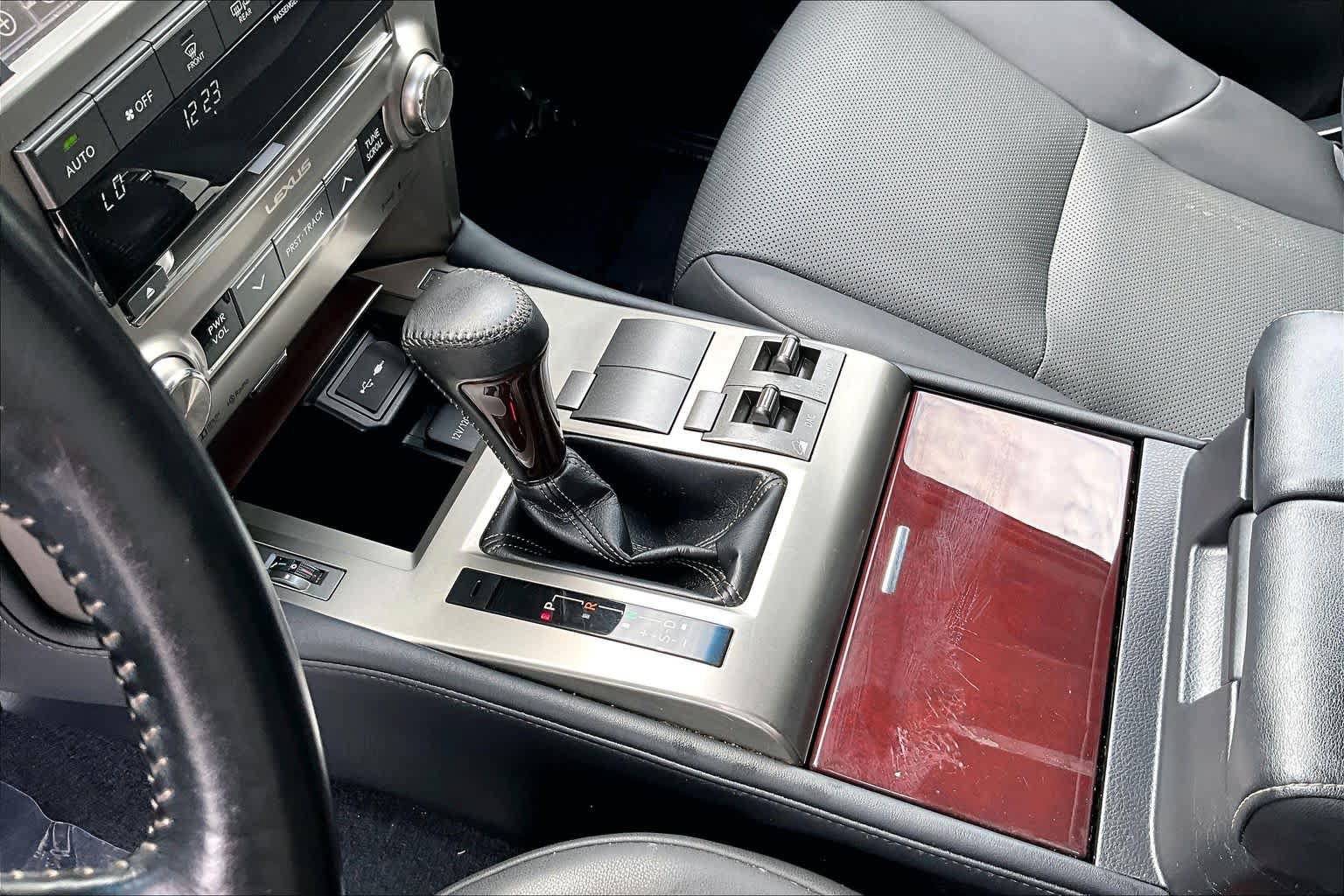 Used 2019 Lexus GX 460 Premium AWD/4WD image 17
