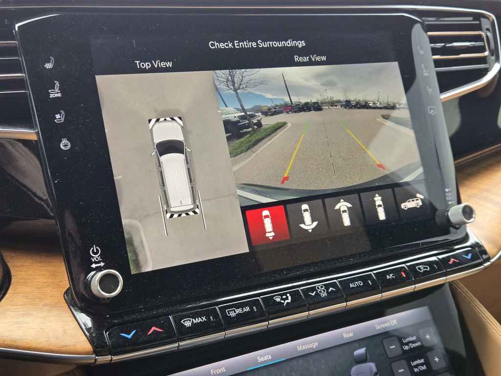 Used 2022 Jeep Grand Wagoneer Series III w/ Flexible Seating Group image 12