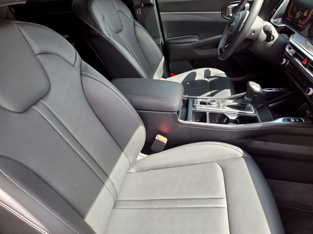 New 2025 Kia Sorento S AWD/4WD image 11