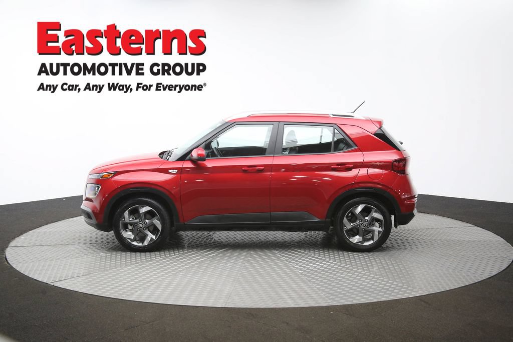 Used 2023 Hyundai Venue Limited FWD image 61