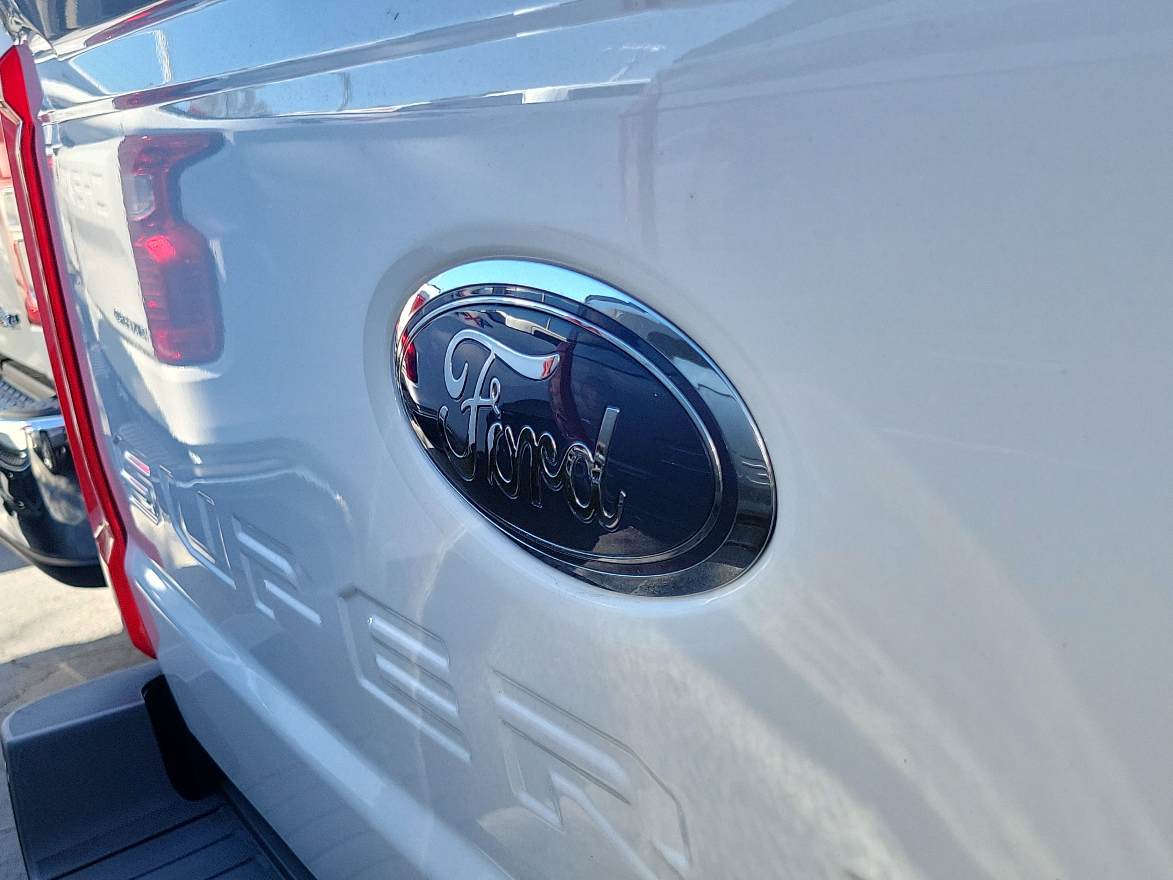 Used 2025 Ford F250 XLT image 12