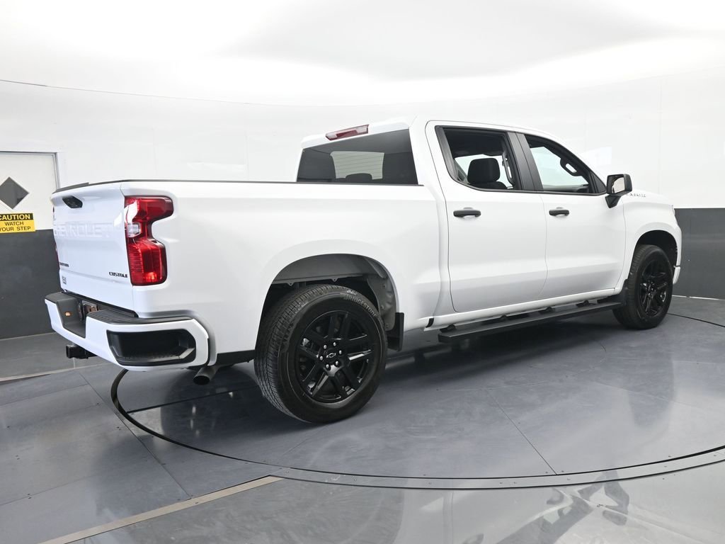 Used 2025 Chevrolet Silverado 1500 Custom image 6