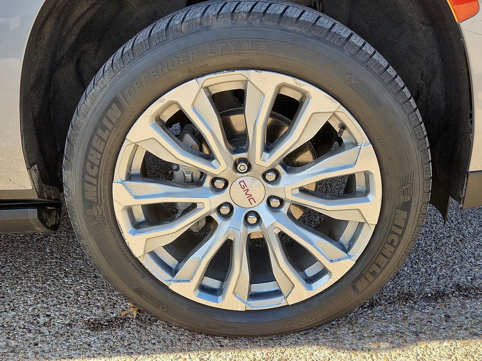 Used 2022 GMC Yukon XL Denali w/ Max Trailering Package image 7