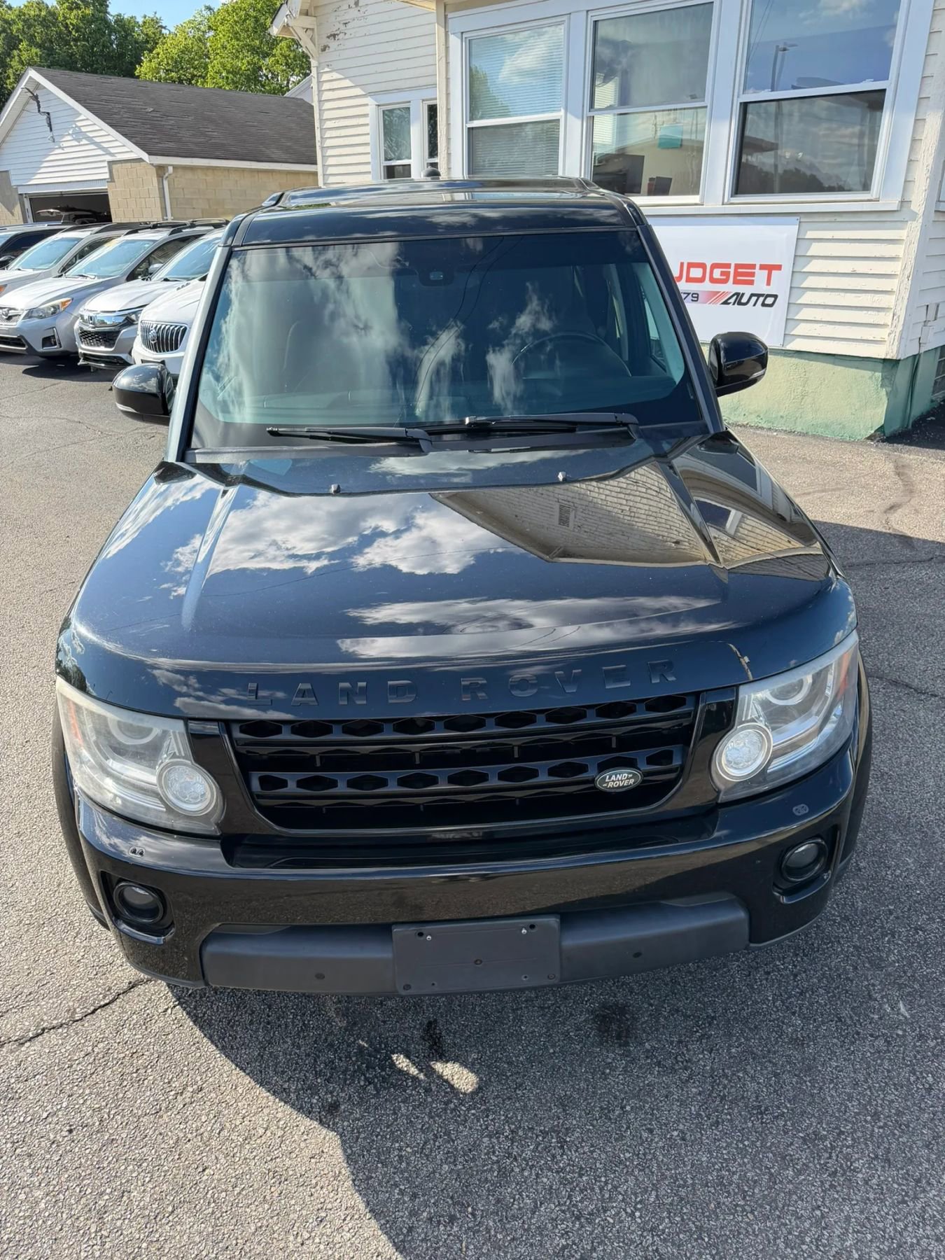 Used 2016 Land Rover LR4 HSE Silver Edition AWD/4WD image 12