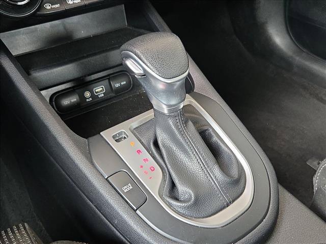 Used 2019 Kia Forte LXS FWD image 11