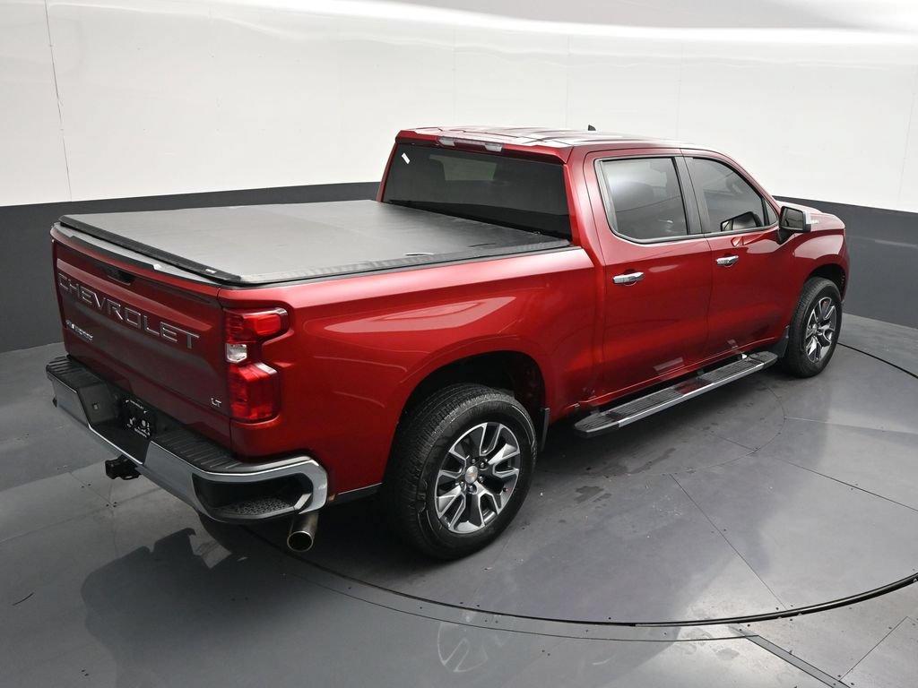 Used 2024 Chevrolet Silverado 1500 LT RWD image 18