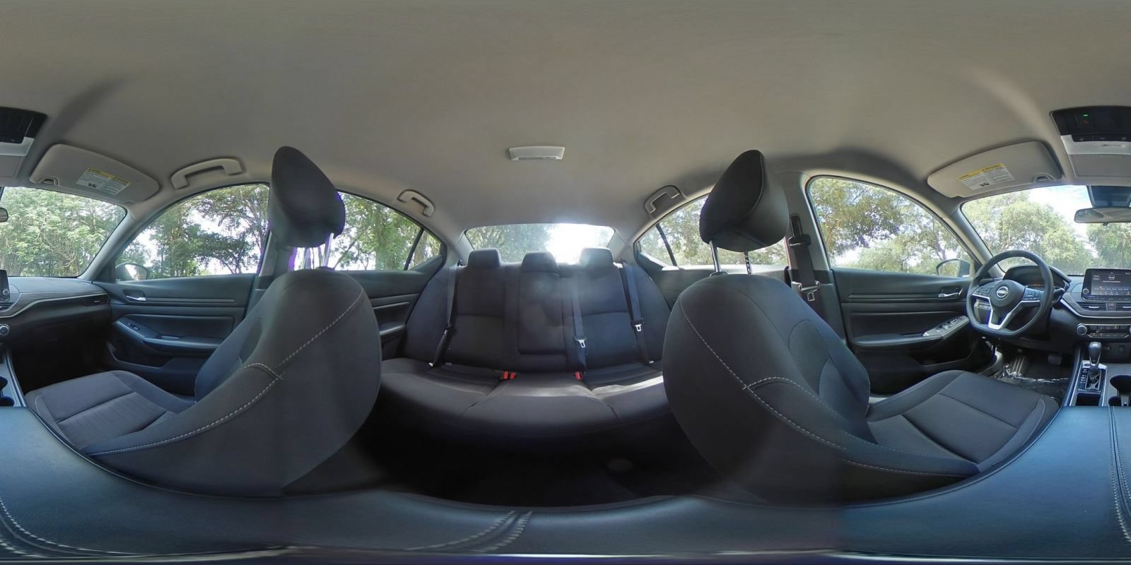 Used 2025 Nissan Altima 2.5 SV FWD image 52