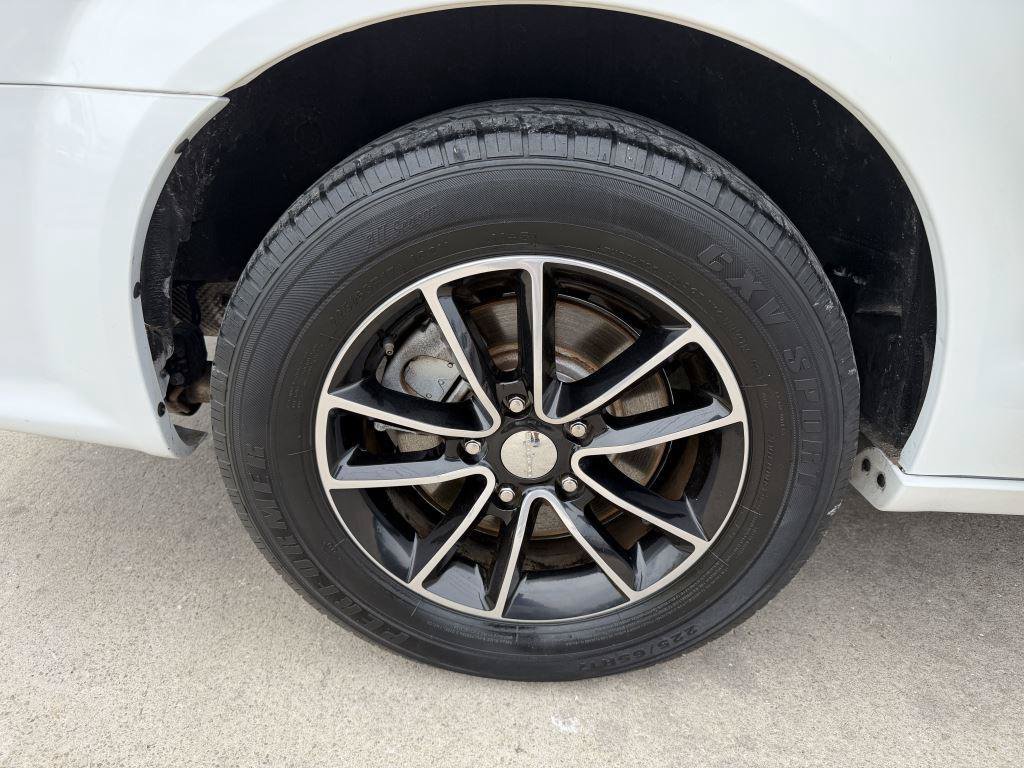 Used 2019 Dodge Grand Caravan GT FWD image 16