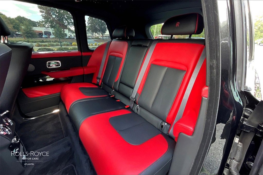 Certified 2025 Rolls-Royce Cullinan image 25