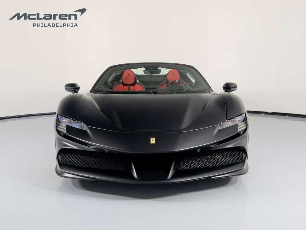 Used 2024 Ferrari SF90 Spider image 3
