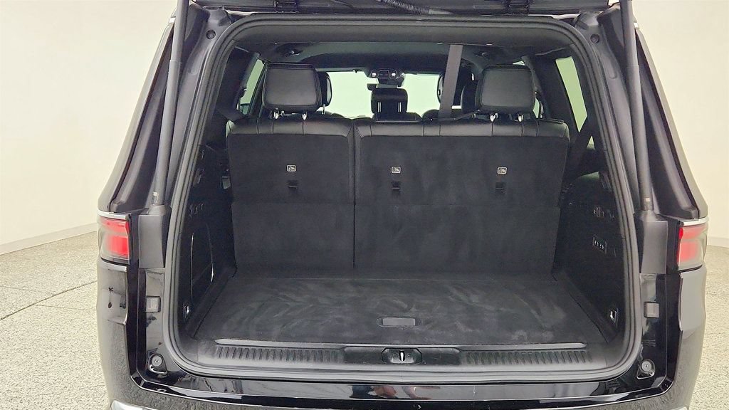 Used 2023 Jeep Wagoneer Series III w/ Convenience Group I AWD/4WD image 22
