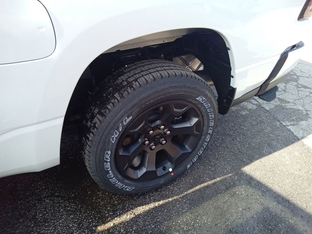 New 2026 RAM 1500 Express image 27