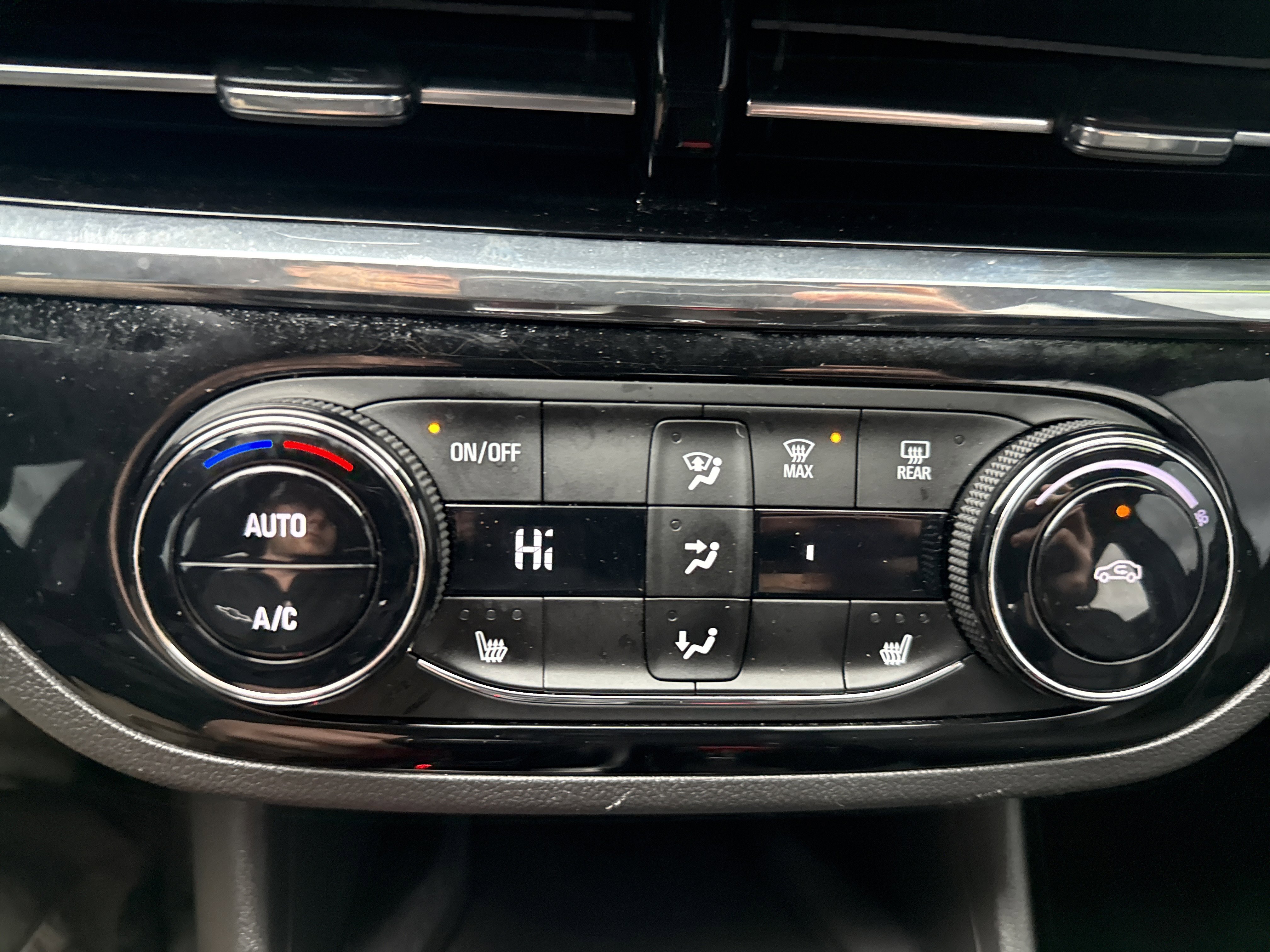 Used 2025 Buick Envista Sport Touring w/ Convenience I Package image 26