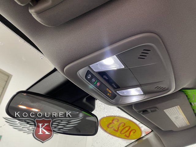 Used 2023 Chevrolet Malibu LT image 18