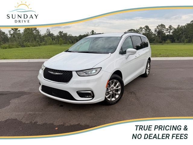 Used 2022 Chrysler Pacifica Touring-L