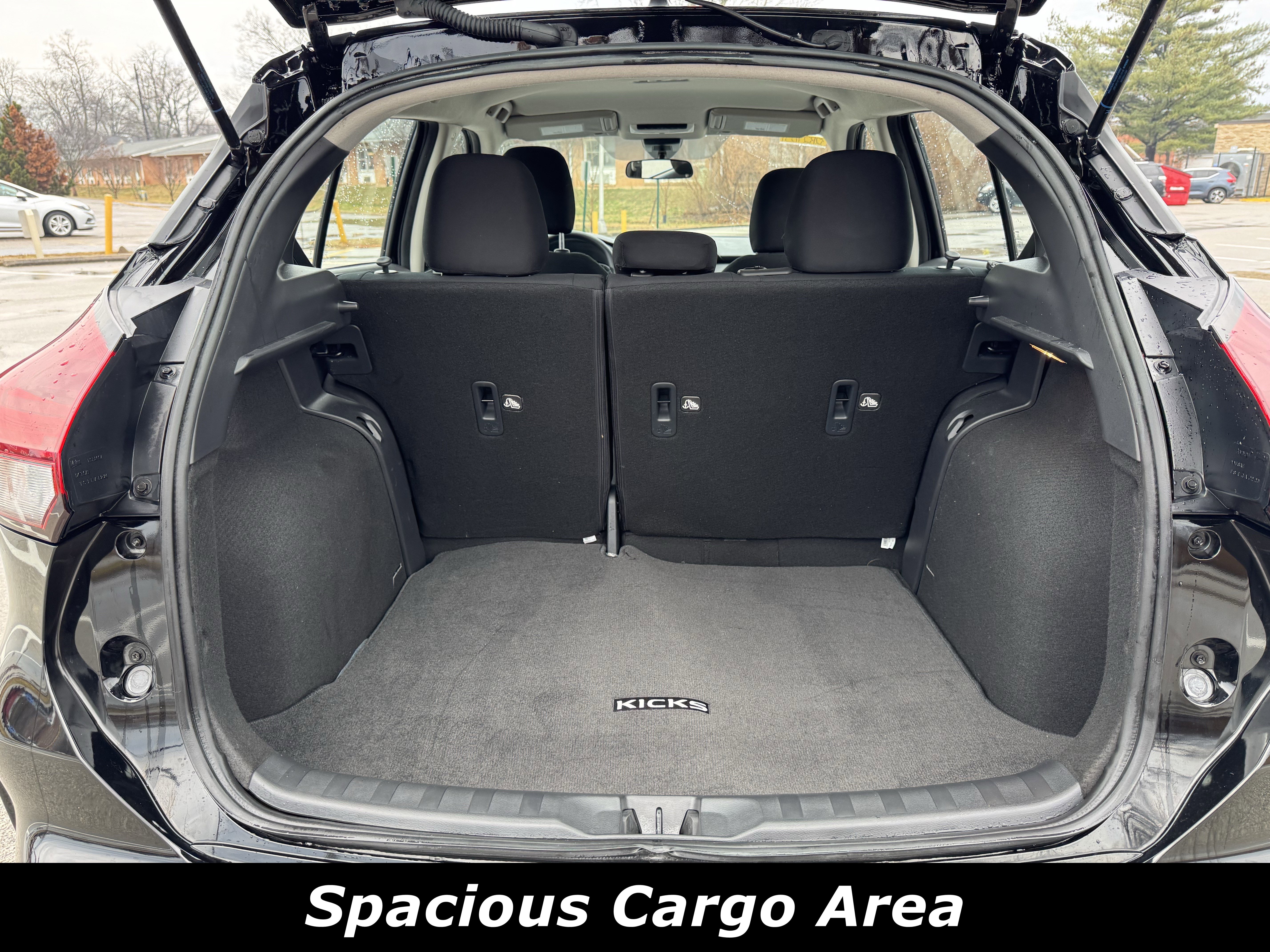 Certified 2025 Nissan Kicks Play S image 13