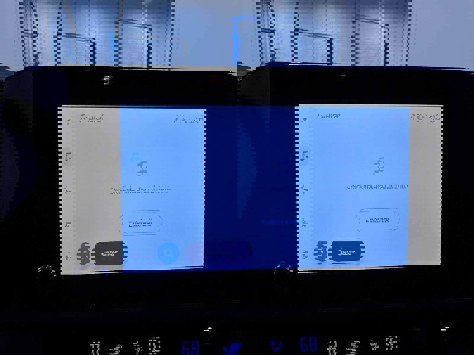 Used 2025 Toyota Camry SE w/ Convenience Package image 24