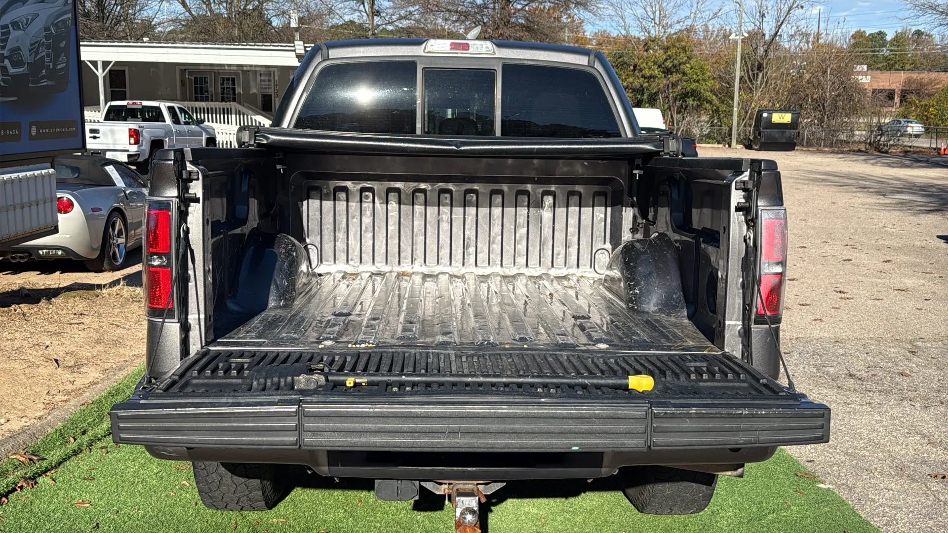 Used 2014 Ford F150 FX4 w/ Equipment Group 402A Luxury image 9