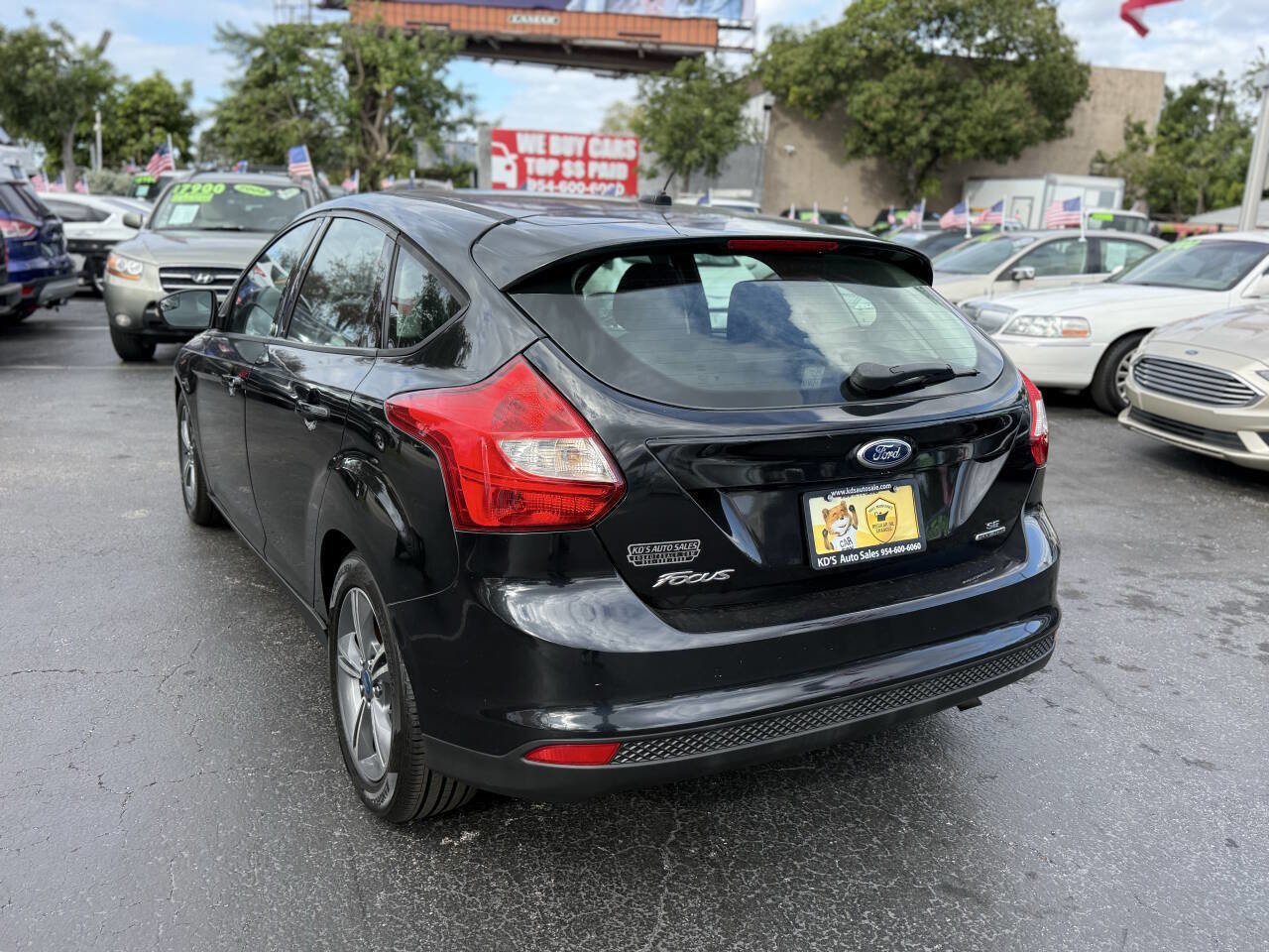 Used 2014 Ford Focus SE w/ SE Sport Package image 6