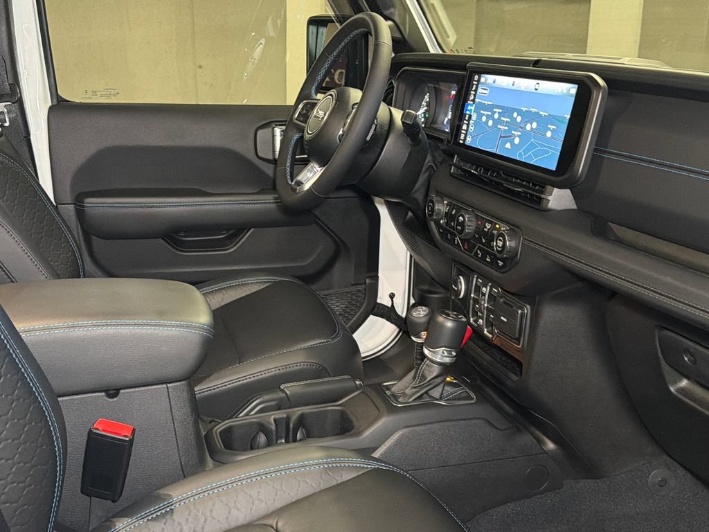 Used 2024 Jeep Wrangler High Altitude AWD/4WD image 12