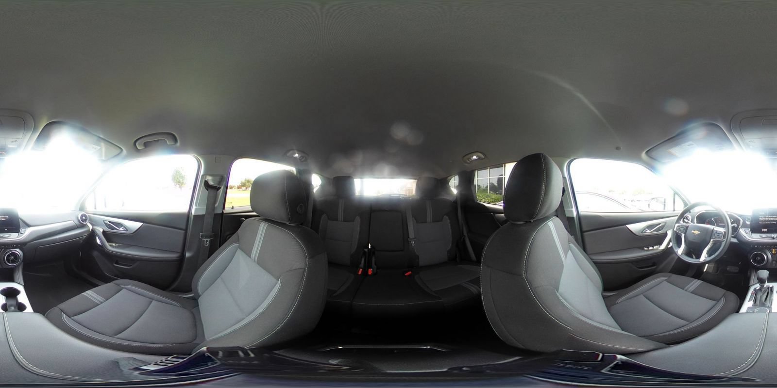 Used 2025 Chevrolet Blazer LT FWD image 43