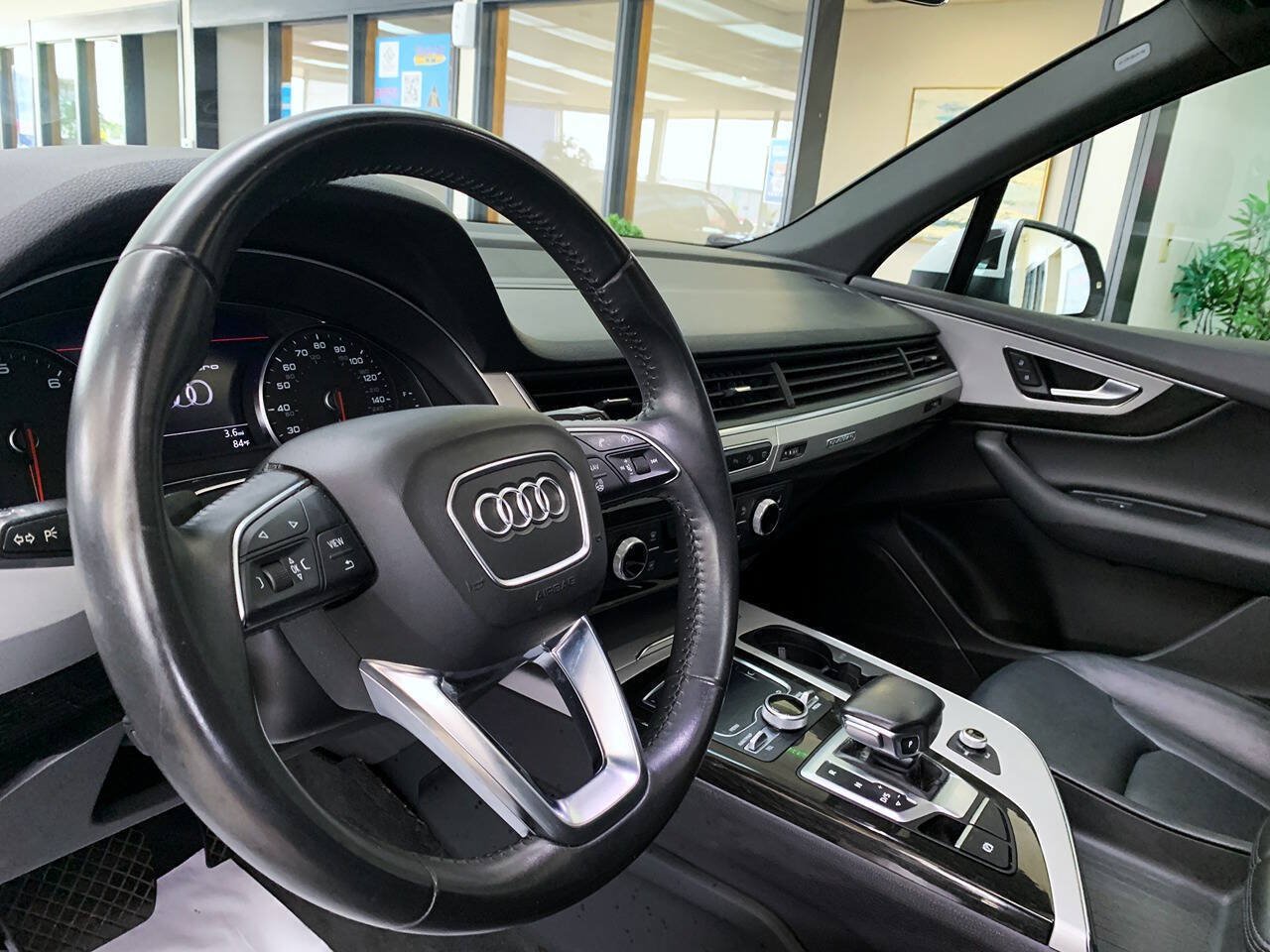 Used 2019 Audi Q7 2.0T Premium w/ Convenience Package AWD/4WD image 10