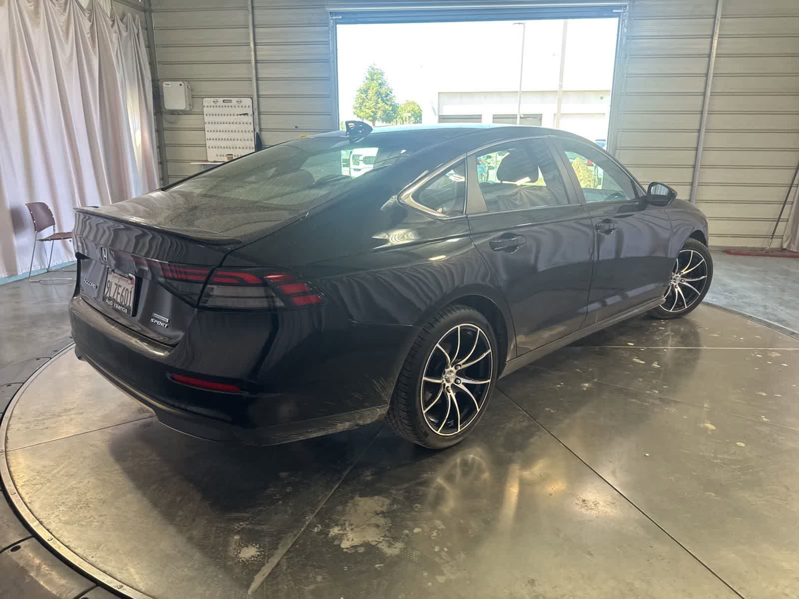 Used 2023 Honda Accord Sport image 5