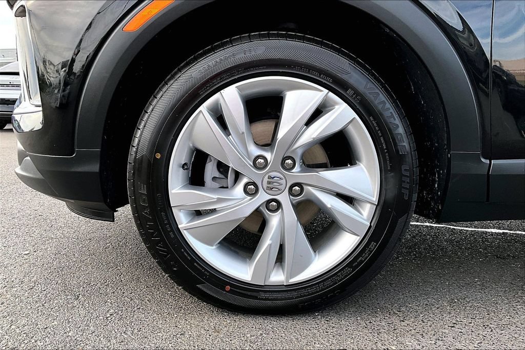 Used 2025 Buick Encore GX Preferred FWD image 34