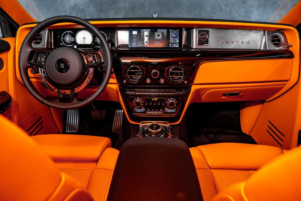 Used 2026 Rolls-Royce Phantom Sedan RWD image 44