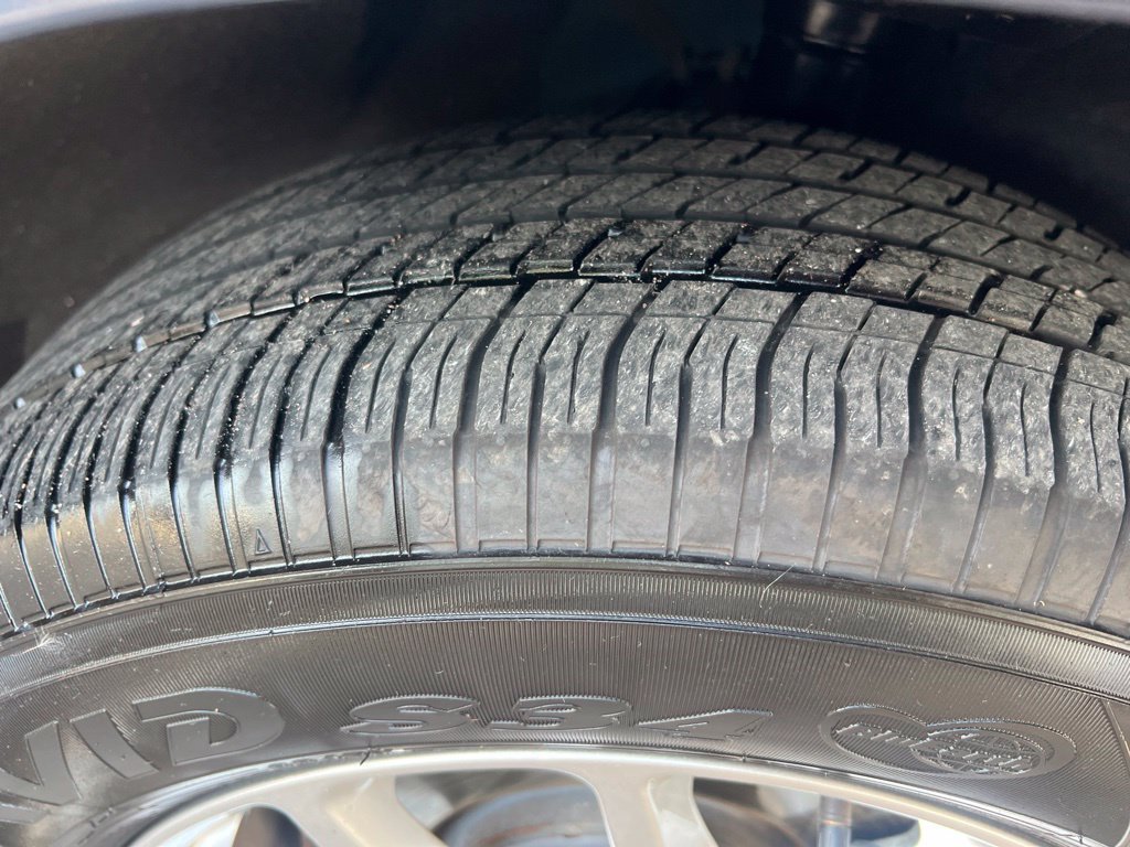 Used 2024 Chrysler Pacifica Touring-L FWD image 36
