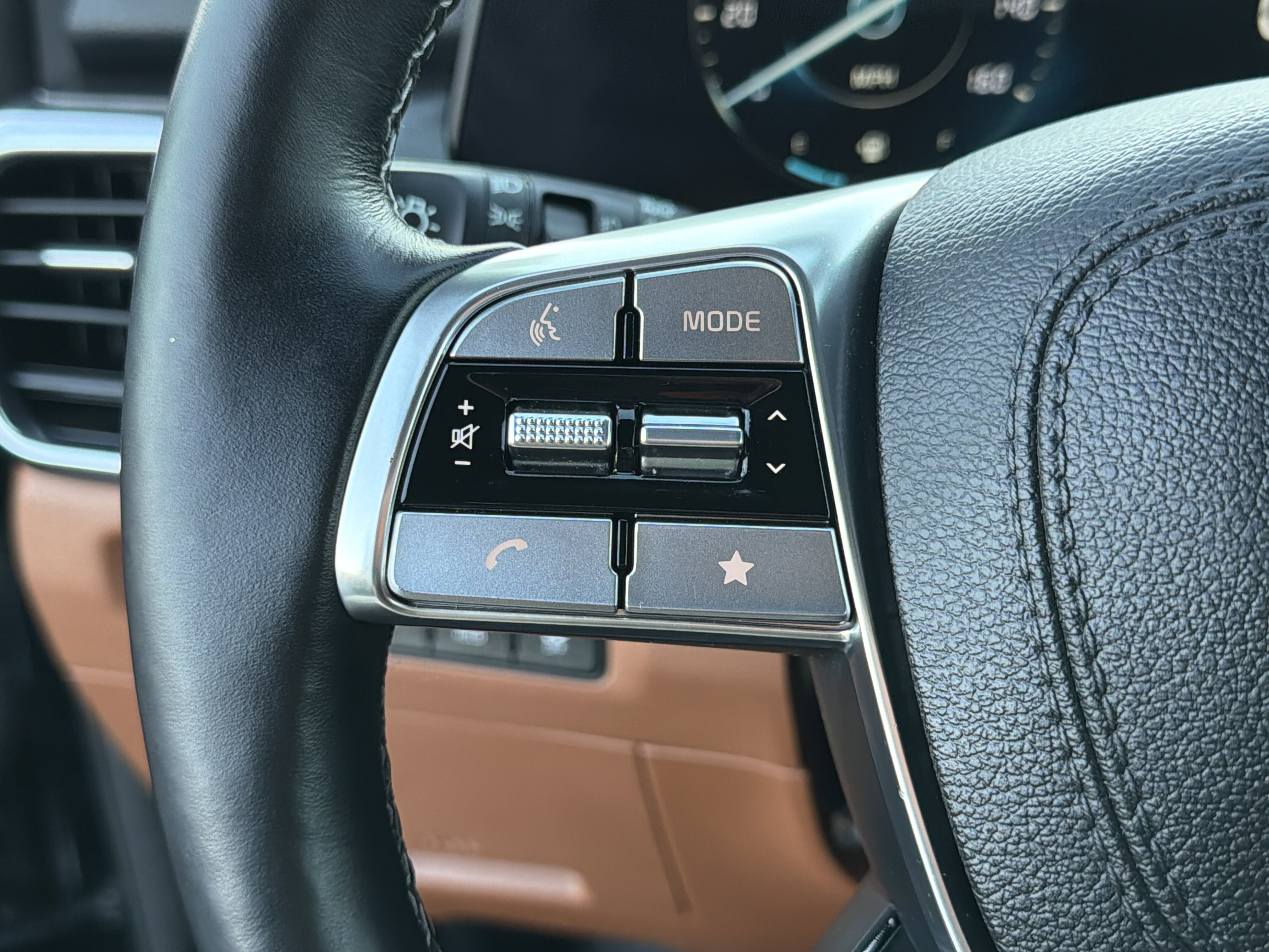 Used 2023 Kia Telluride SX X-Pro image 27