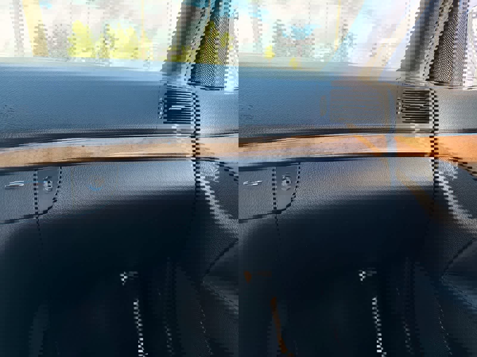 Used 2009 Mercedes-Benz E 63 AMG Sedan image 18