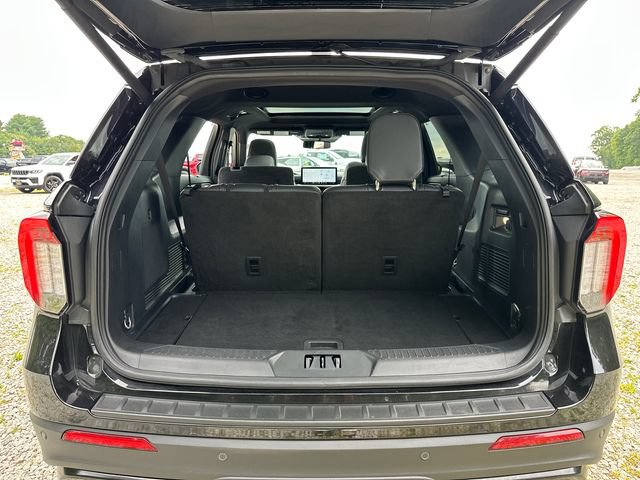 Used 2025 Ford Explorer ST AWD/4WD image 14
