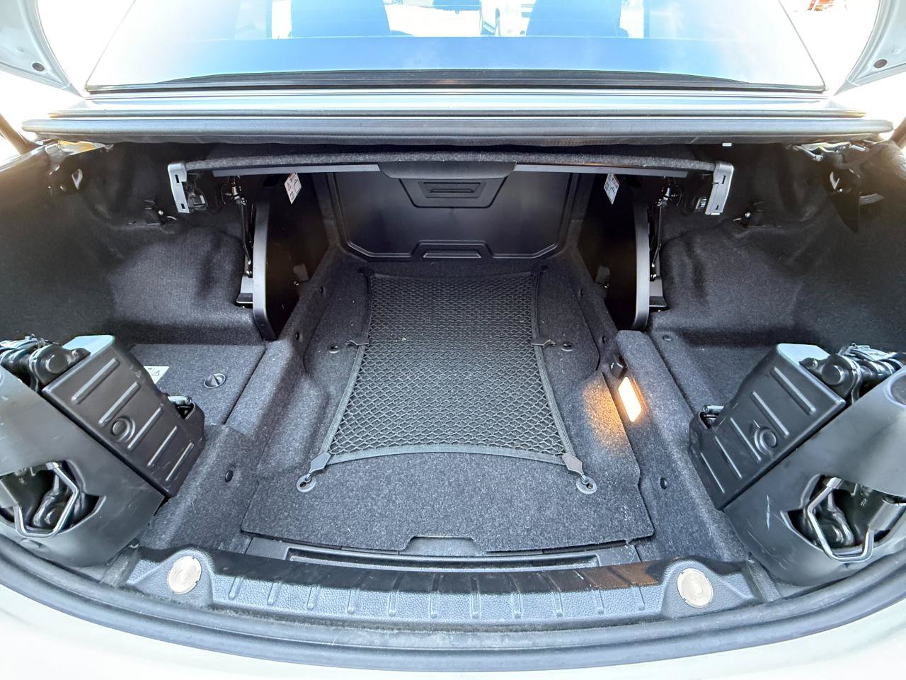 Used 2018 BMW 430i xDrive Convertible AWD/4WD image 26