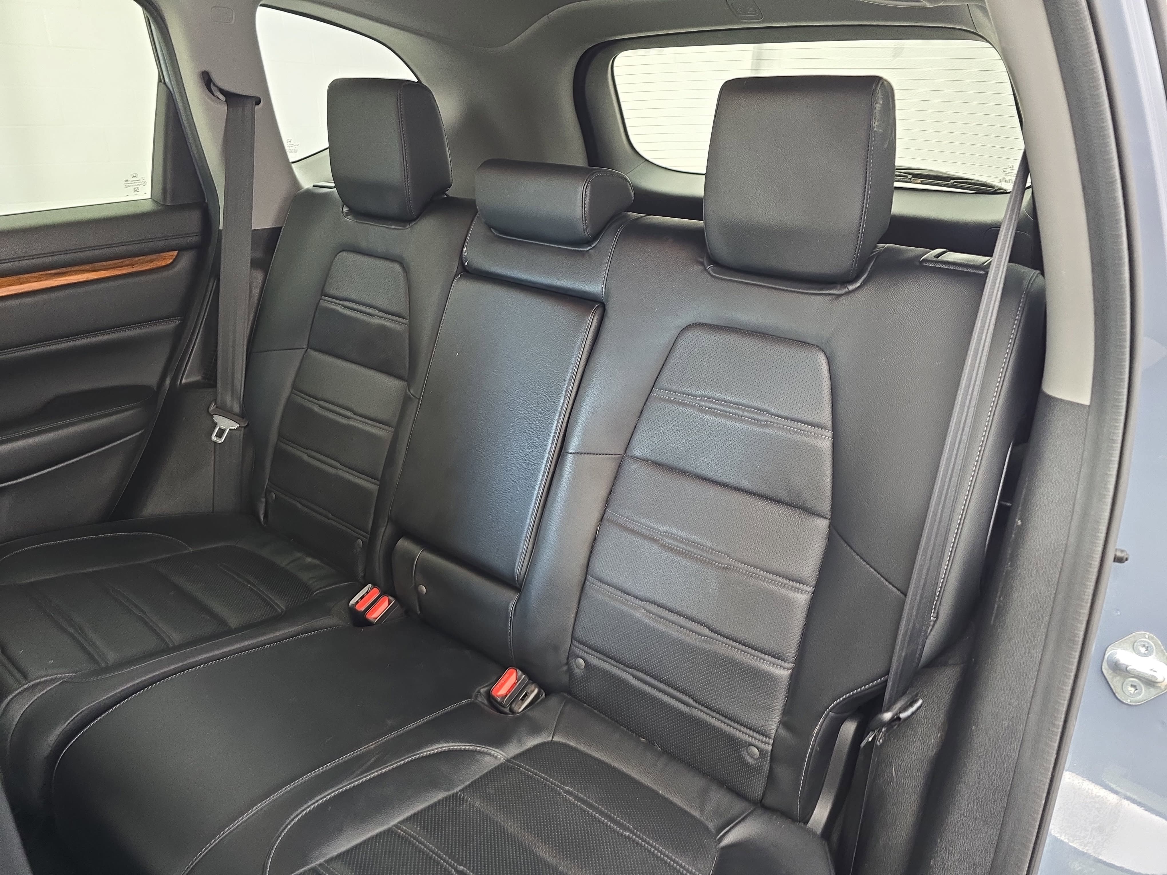 Used 2021 Honda CR-V Touring image 14