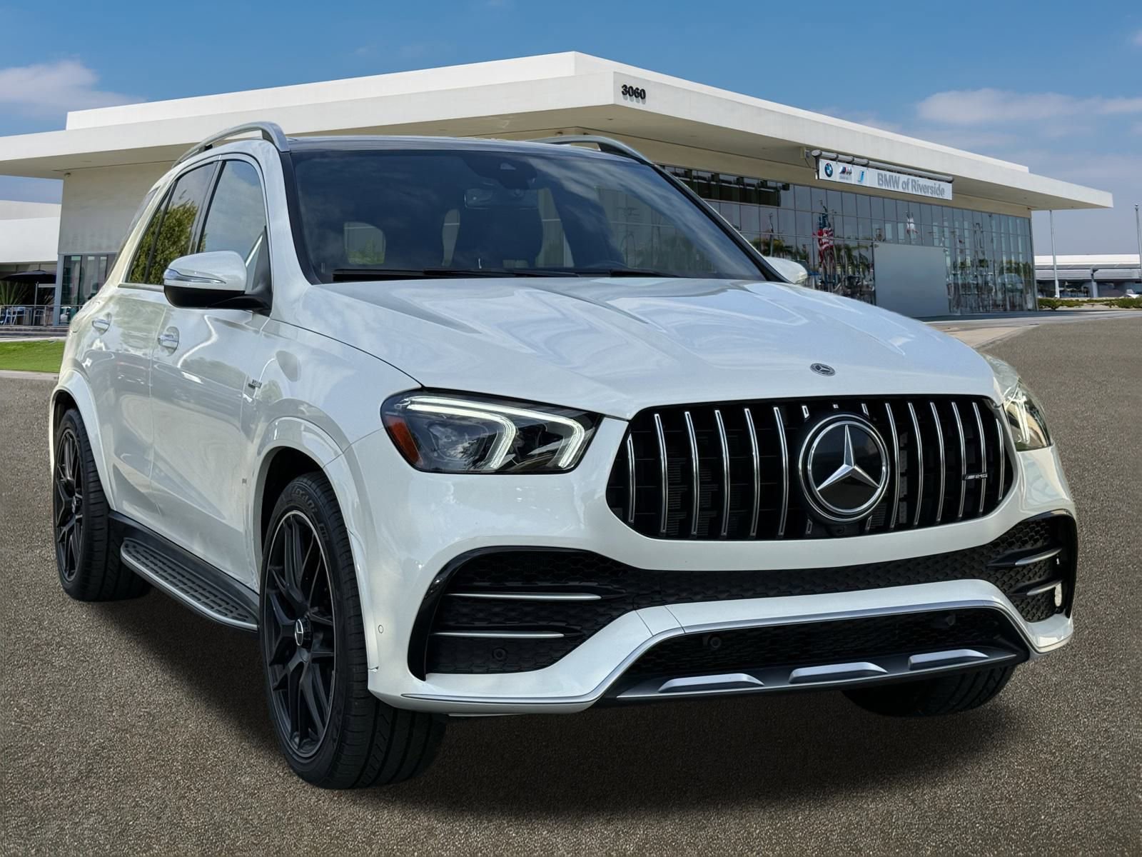 Used 2023 Mercedes-Benz GLE 53 AMG 4MATIC image 2