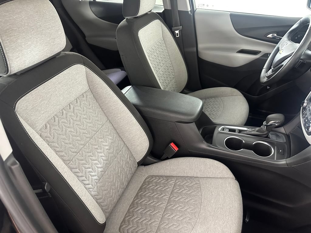 Used 2023 Chevrolet Equinox LT w/ Driver Convenience Package FWD image 30