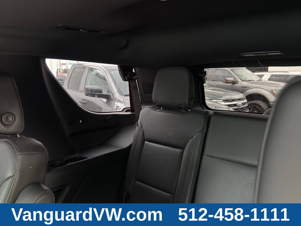 Used 2023 Chevrolet Tahoe Z71 w/ Luxury Package AWD/4WD image 37