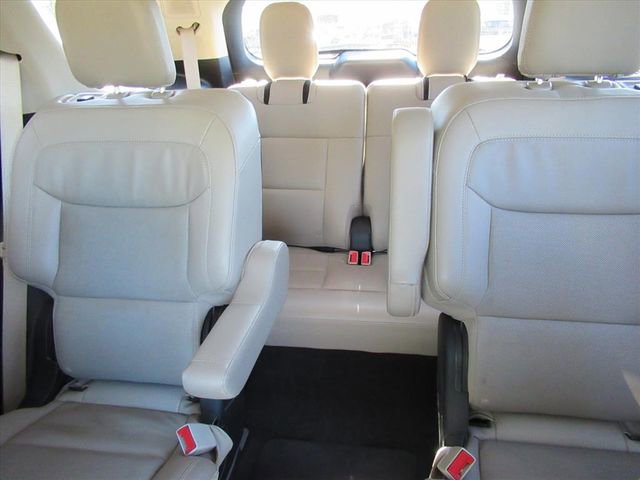 Used 2020 Ford Explorer Limited image 18