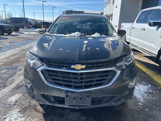 Used 2020 Chevrolet Equinox LS w/ LS Convenience Package image 2