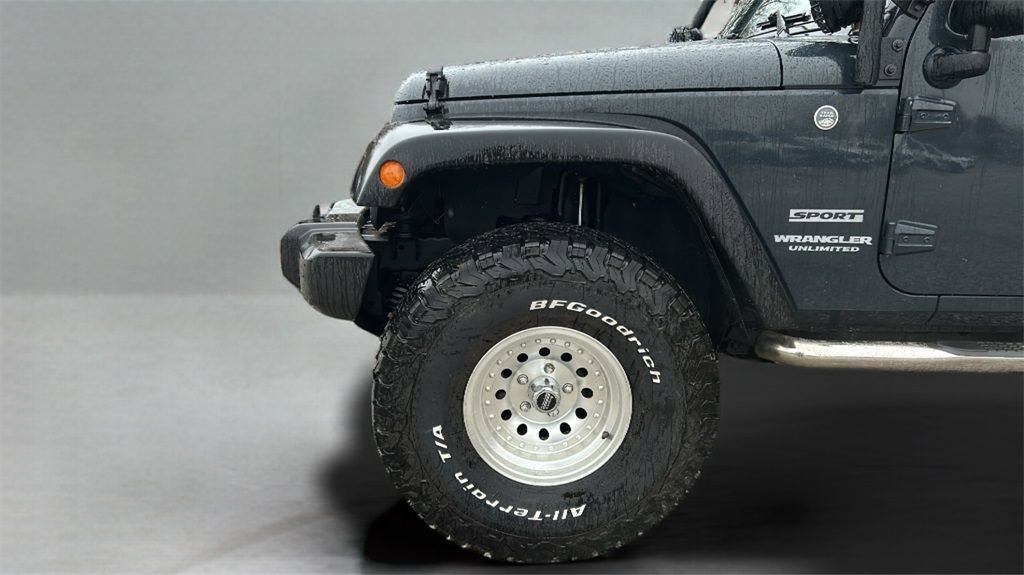 Used 2017 Jeep Wrangler Unlimited Sport AWD/4WD image 9