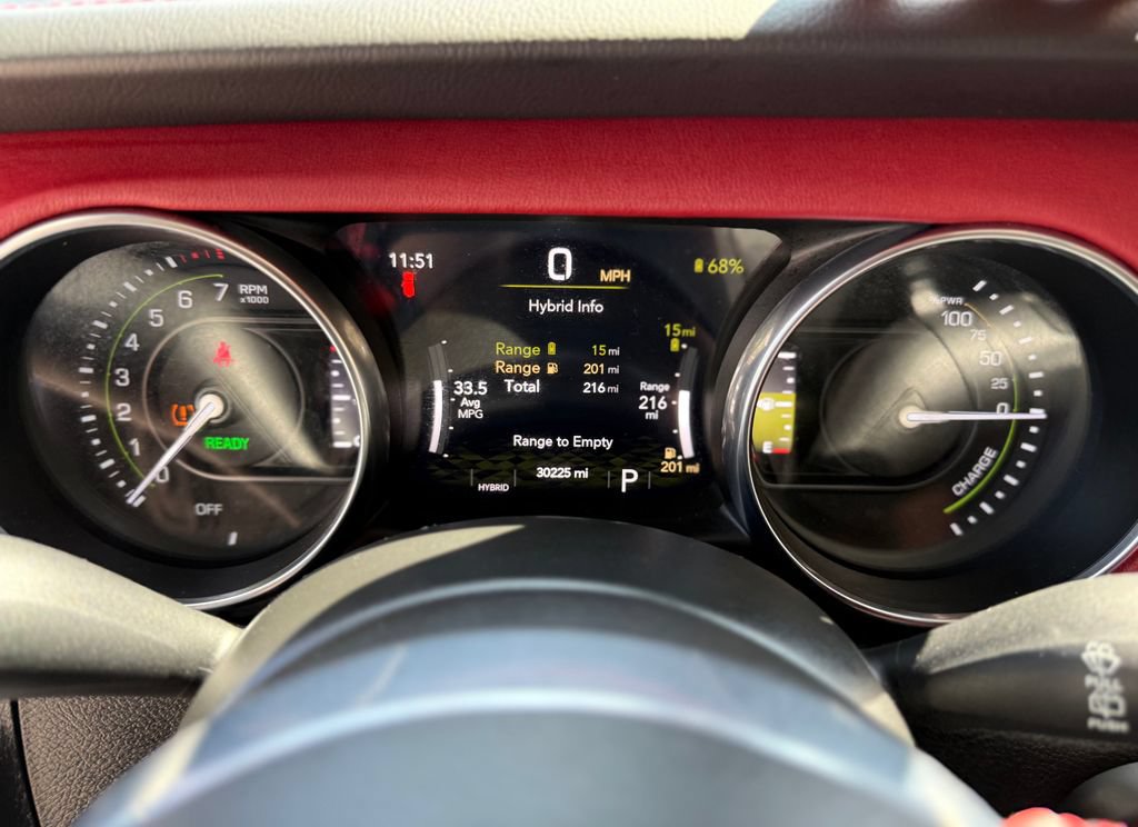 Used 2023 Jeep Wrangler Unlimited Rubicon 4xe AWD/4WD image 15