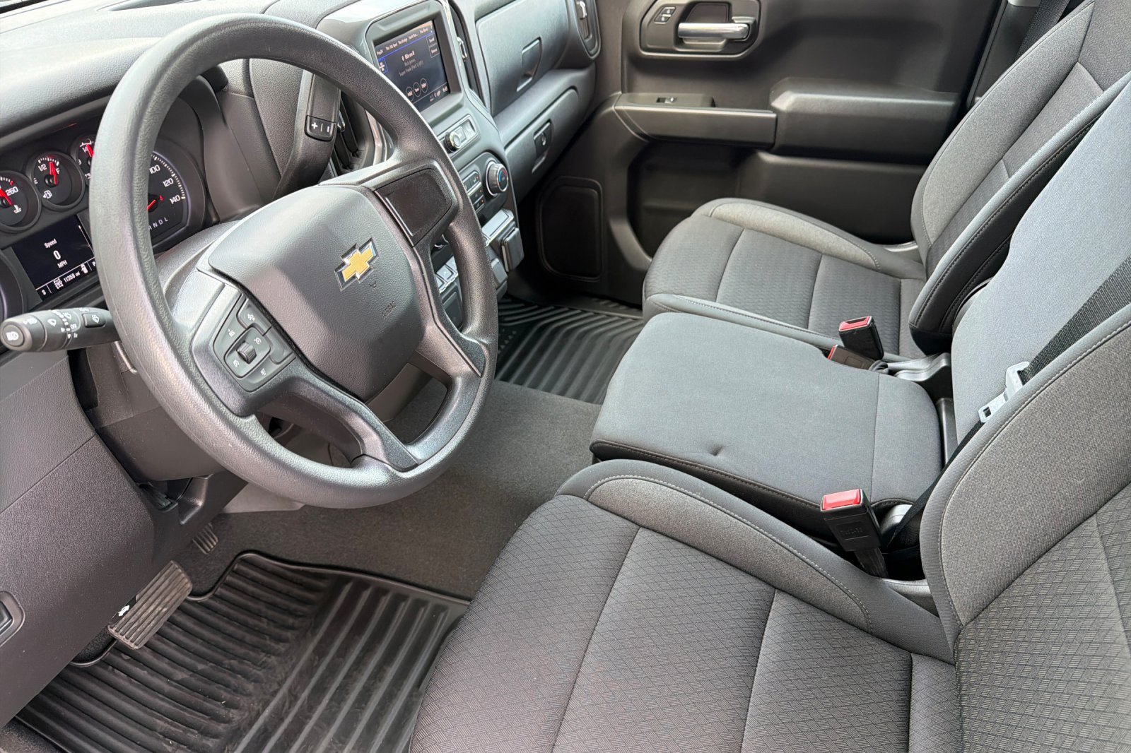 Used 2025 Chevrolet Silverado 1500 Custom AWD/4WD image 7