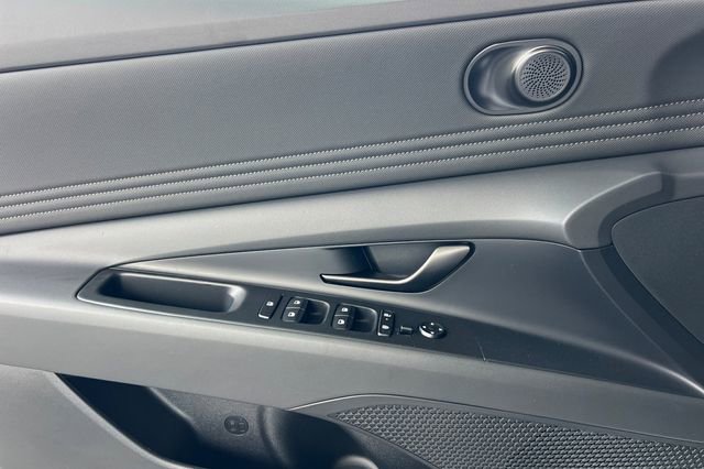 New 2026 Hyundai Elantra SEL Sport image 11