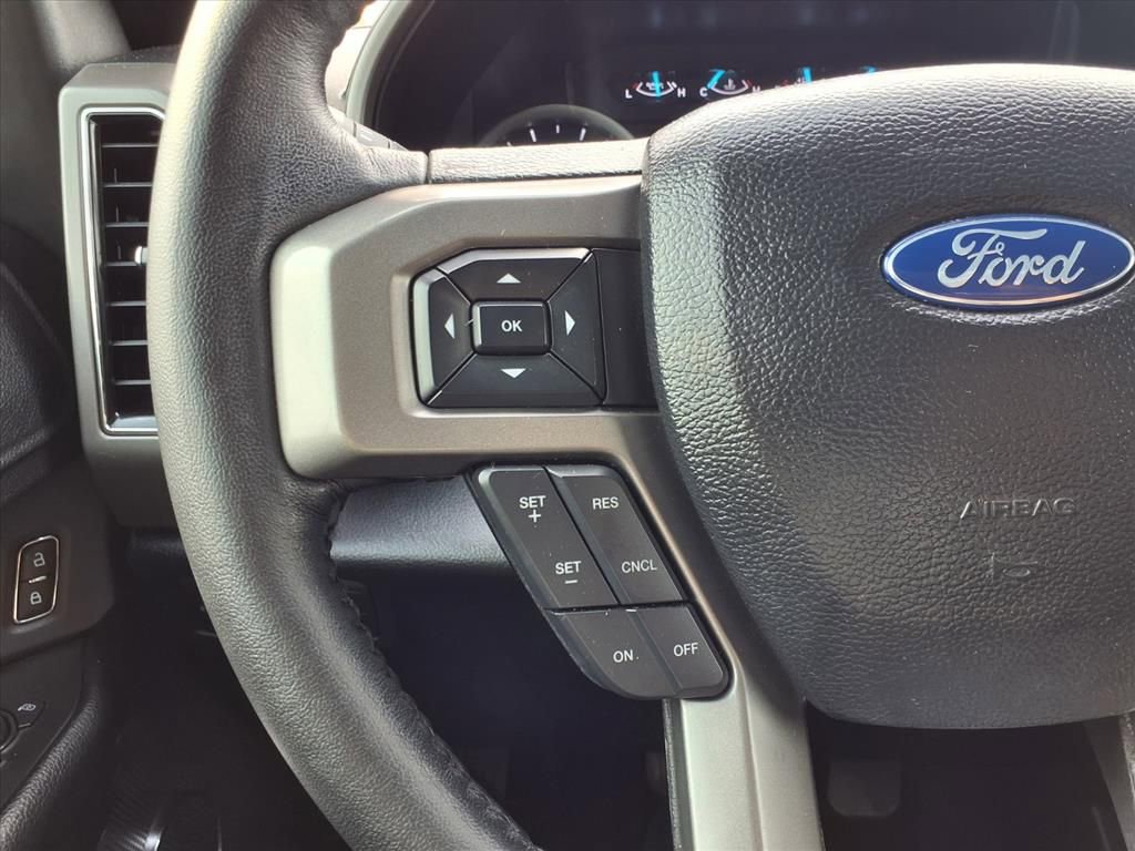 Used 2021 Ford Expedition XLT image 16