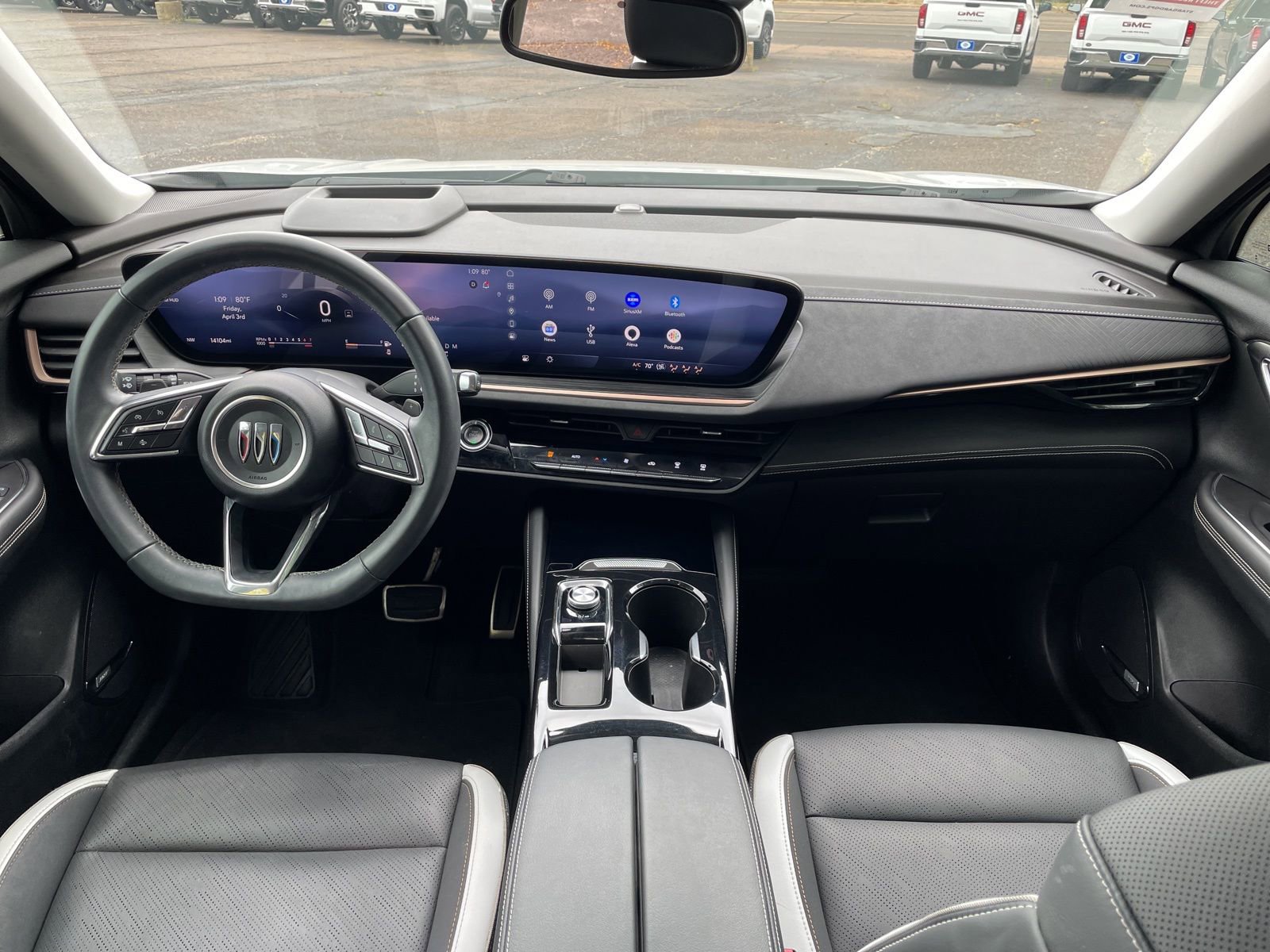 Used 2024 Buick Envision Sport Touring image 23