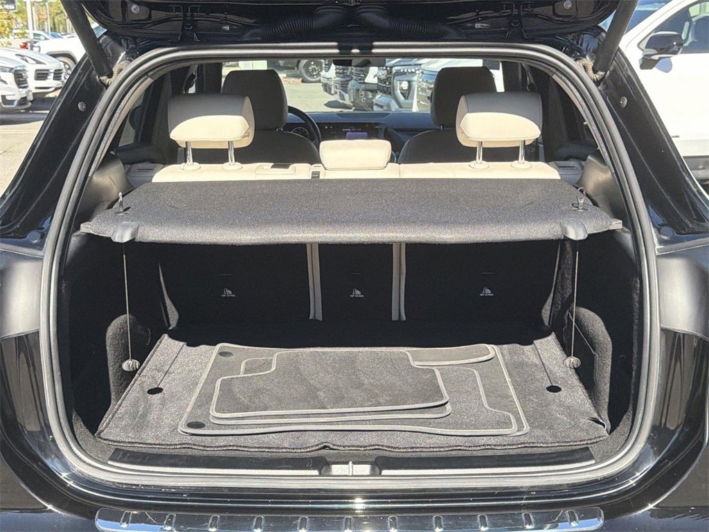 Used 2025 Mercedes-Benz GLA 250 image 26